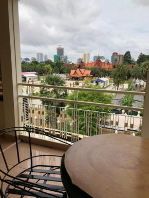 Отель The Bright Lotus Guesthouse  Phnom Penh